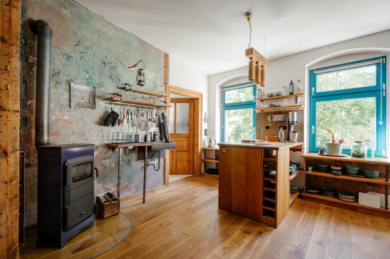 The Upholstery Tinyhouse Deluxe Eco Chalet Kreativ Citynah Chemnitz Exterior photo